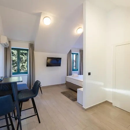 Apartment Korta *