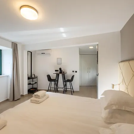 Korta Apartman *