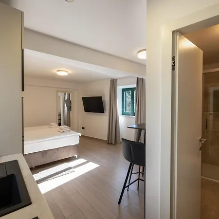 Korta Apartment