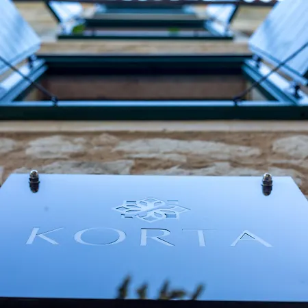 Korta Apartment